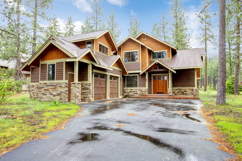 Benefits of Pressure Washing for Your Home